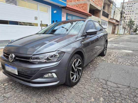 VOLKSWAGEN VIRTUS 1.0 200 TSI HIGHLINE AUTOMÁTICO